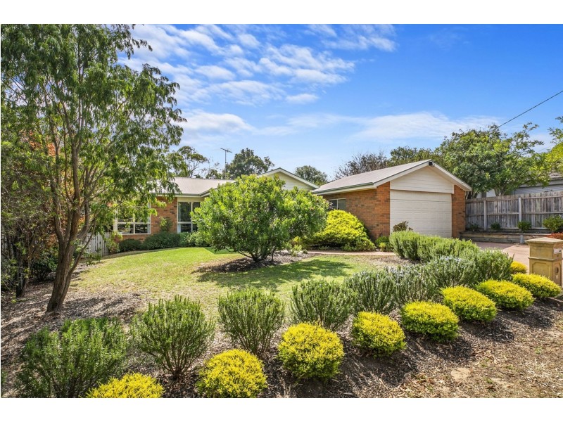 14 Finch Close, Ocean Grove VIC 3226