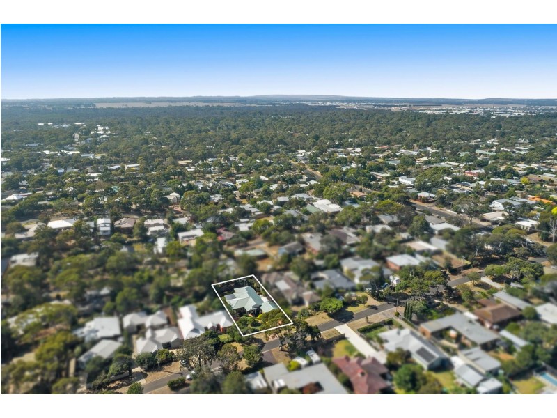 14 Finch Close, Ocean Grove VIC 3226