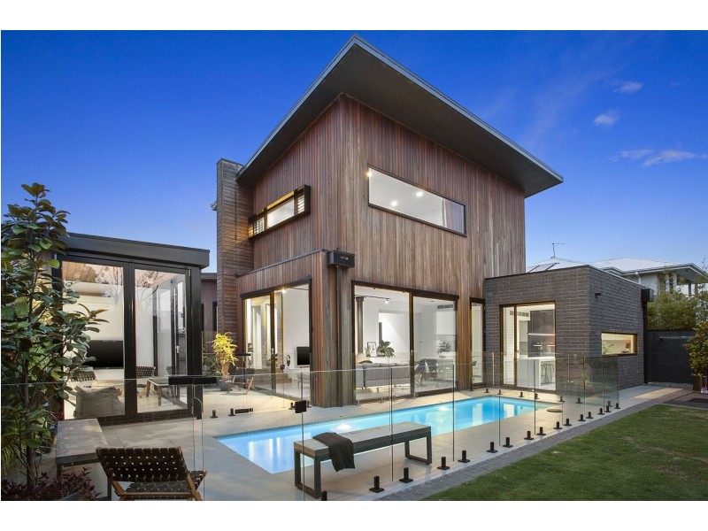 12 Memorial Lane, Barwon Heads VIC 3227