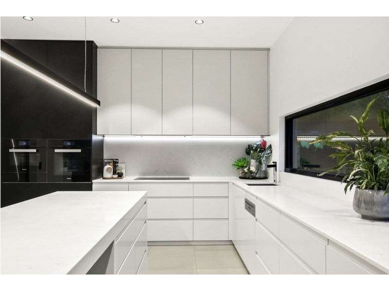 12 Memorial Lane, Barwon Heads VIC 3227