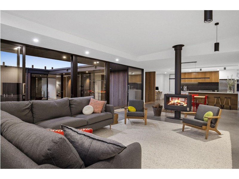 43 Cashmore Drive, Connewarre VIC 3227