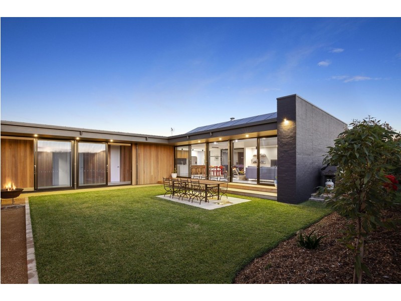 43 Cashmore Drive, Connewarre VIC 3227