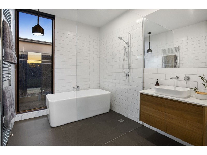 43 Cashmore Drive, Connewarre VIC 3227