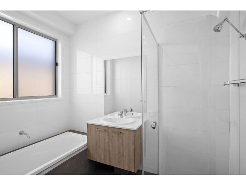 21 Mclean Street, Torquay VIC 3228