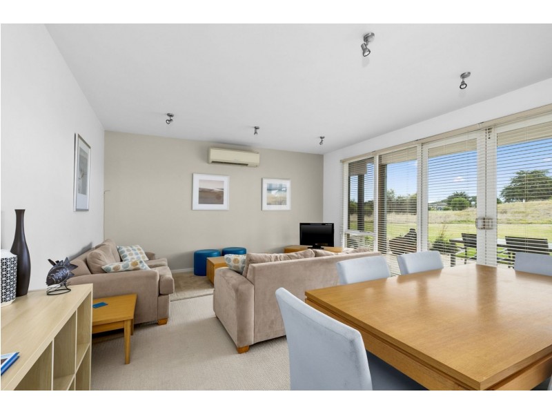 6/110 Tomara Drive, Connewarre VIC 3227