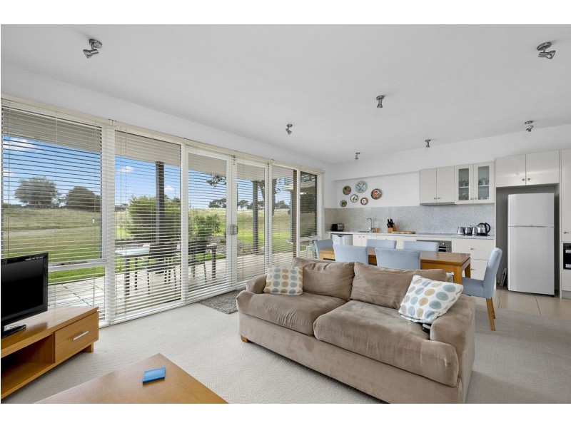 6/110 Tomara Drive, Connewarre VIC 3227