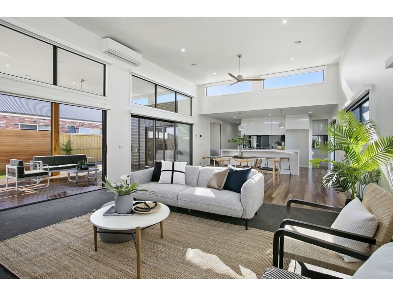 32 Janelle Way, Ocean Grove VIC 3226