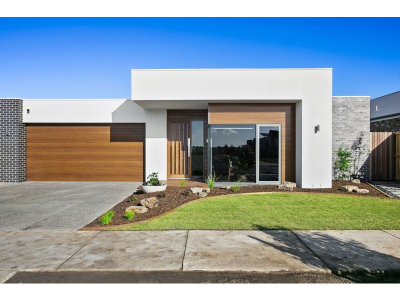 32 Janelle Way, Ocean Grove VIC 3226