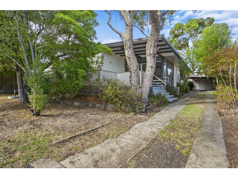 8 Lyrebird Street, Ocean Grove VIC 3226