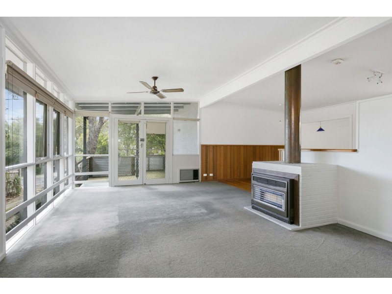 8 Lyrebird Street, Ocean Grove VIC 3226