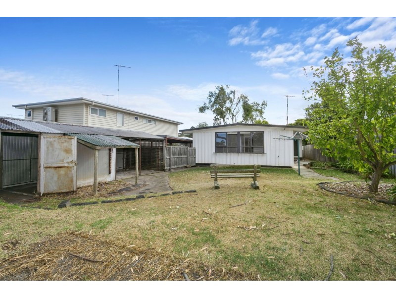 8 Lyrebird Street, Ocean Grove VIC 3226