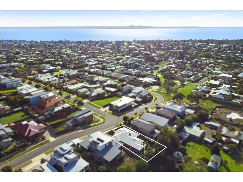 32 Leonard Drive, Clifton Springs VIC 3222