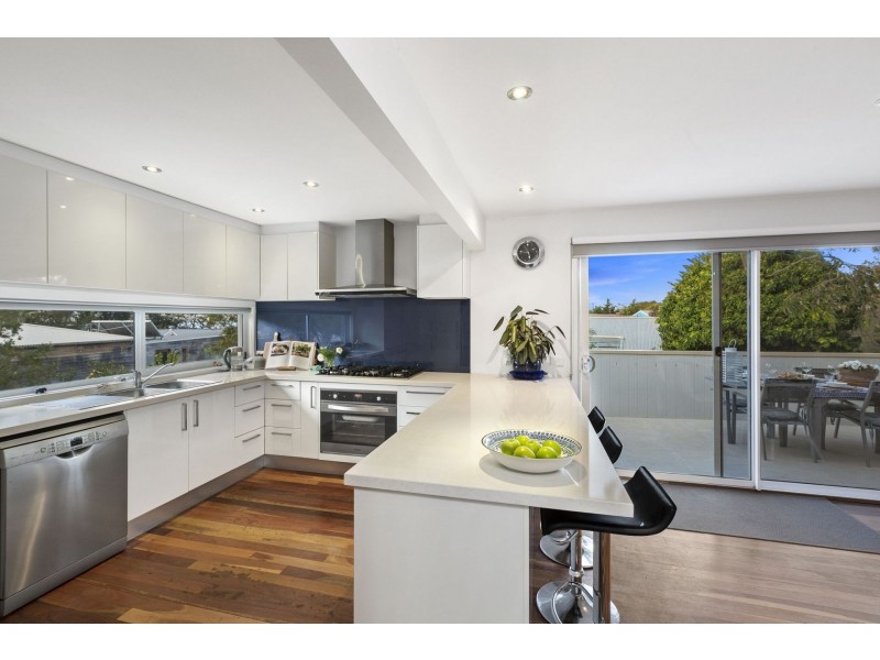 39 Wattlebird Crescent, Barwon Heads VIC 3227