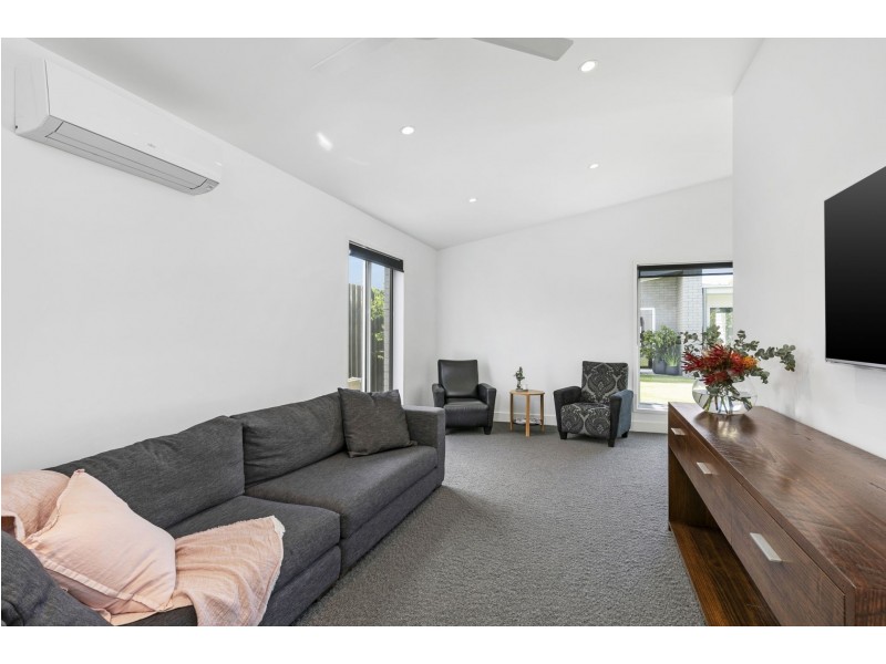 55 Heathwood Way, Ocean Grove VIC 3226