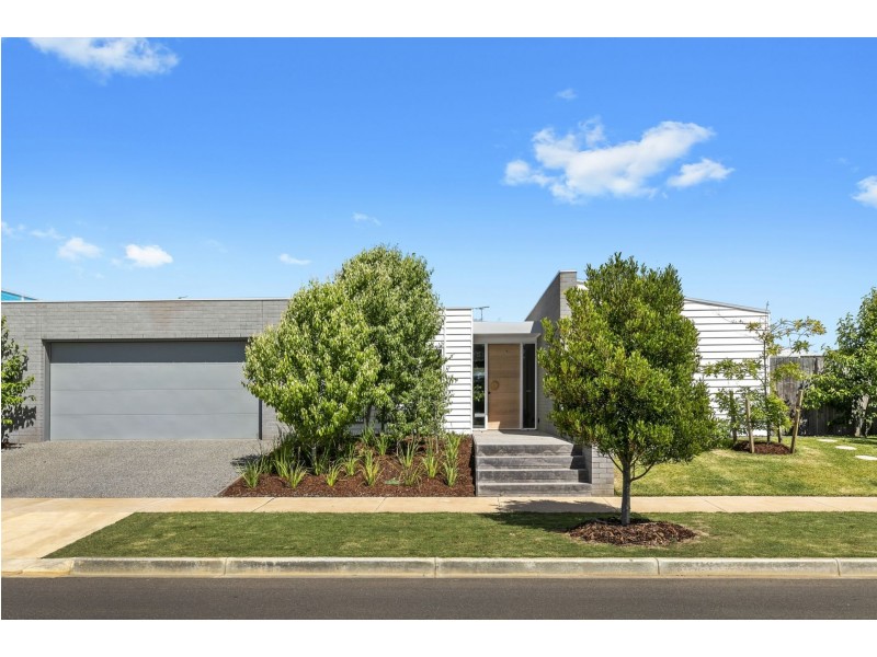 55 Heathwood Way, Ocean Grove VIC 3226