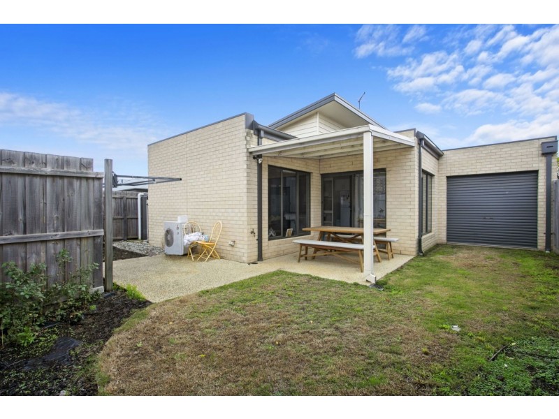1/52 Penleigh Crescent, Ocean Grove VIC 3226