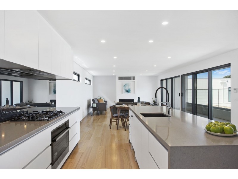 2/89 Dare Street, Ocean Grove VIC 3226