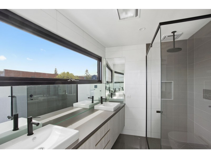 2/89 Dare Street, Ocean Grove VIC 3226