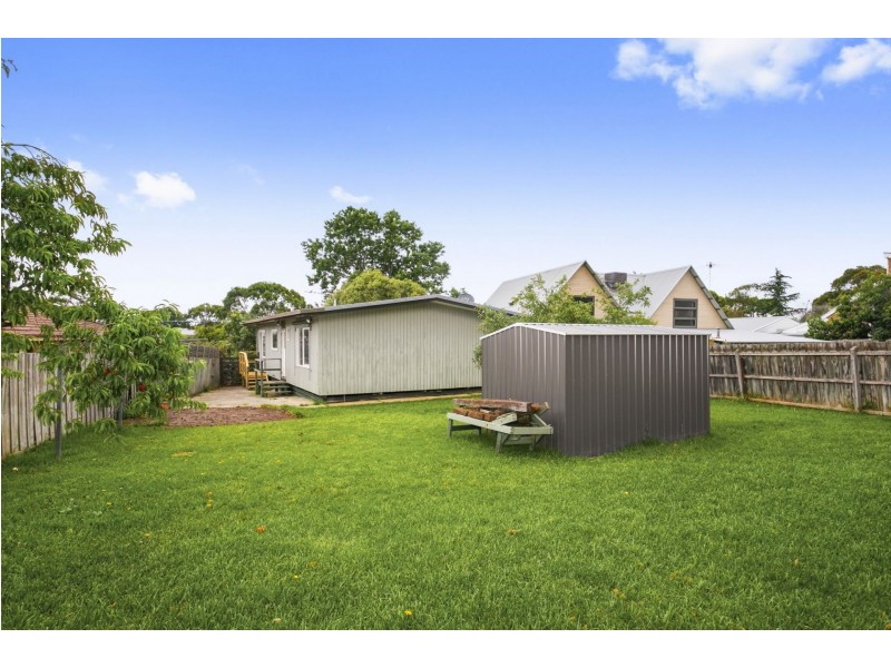 16 Blackwood Place, Ocean Grove VIC 3226