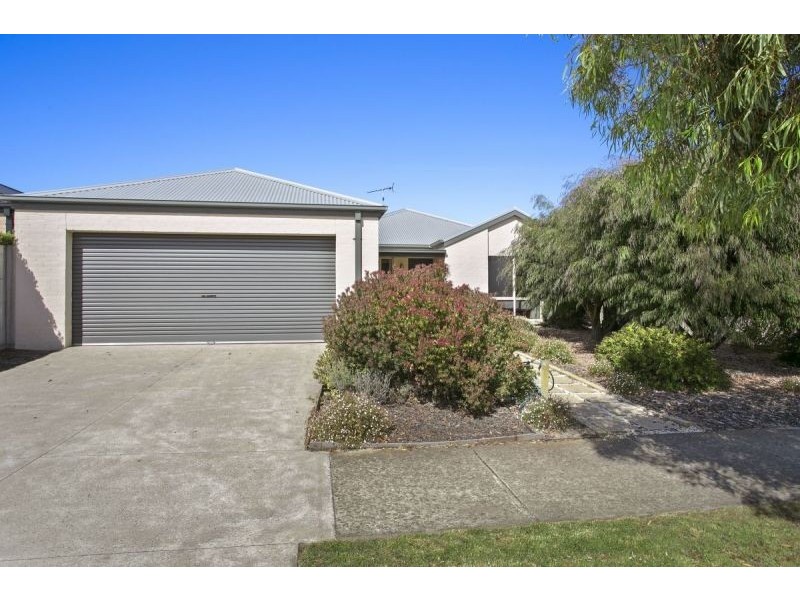 22 Daintree Way, Ocean Grove VIC 3226