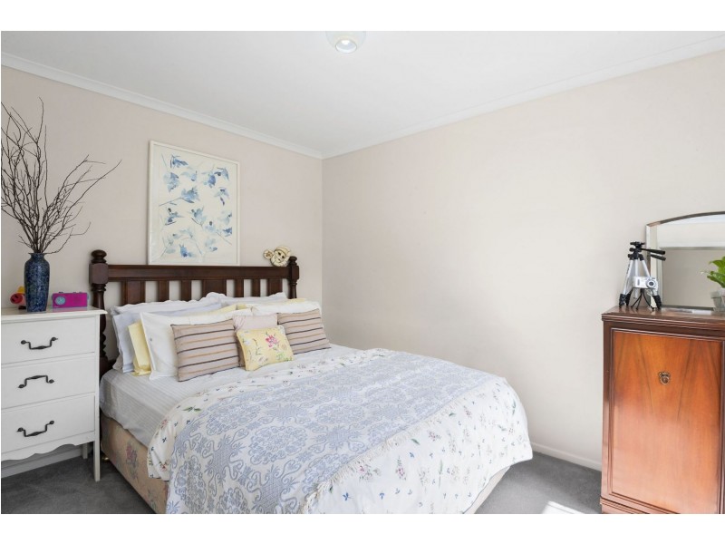 70 Presidents Avenue, Ocean Grove VIC 3226