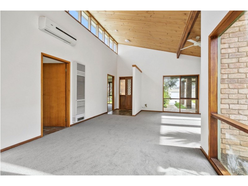 8 Trident Court, Ocean Grove VIC 3226