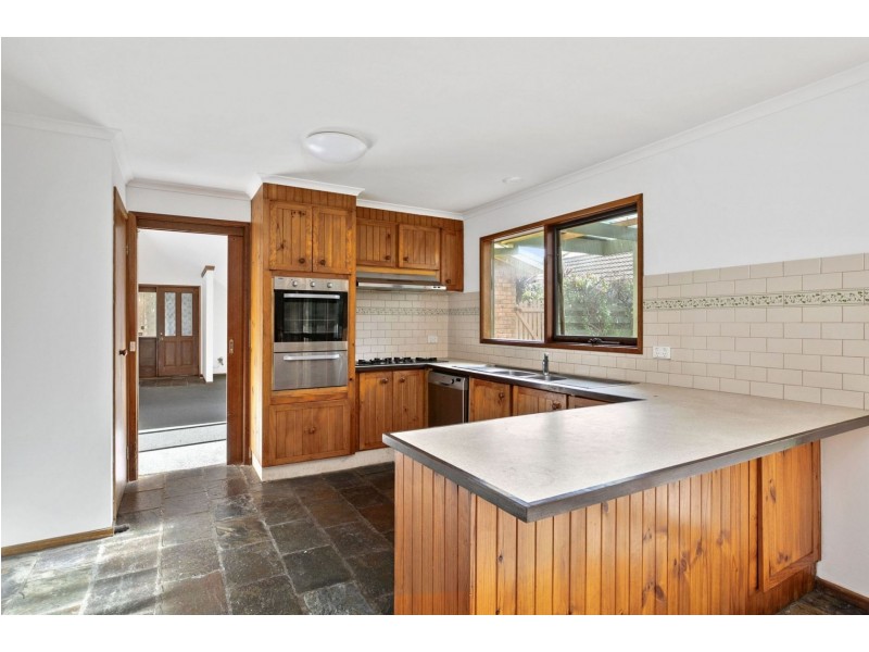 8 Trident Court, Ocean Grove VIC 3226