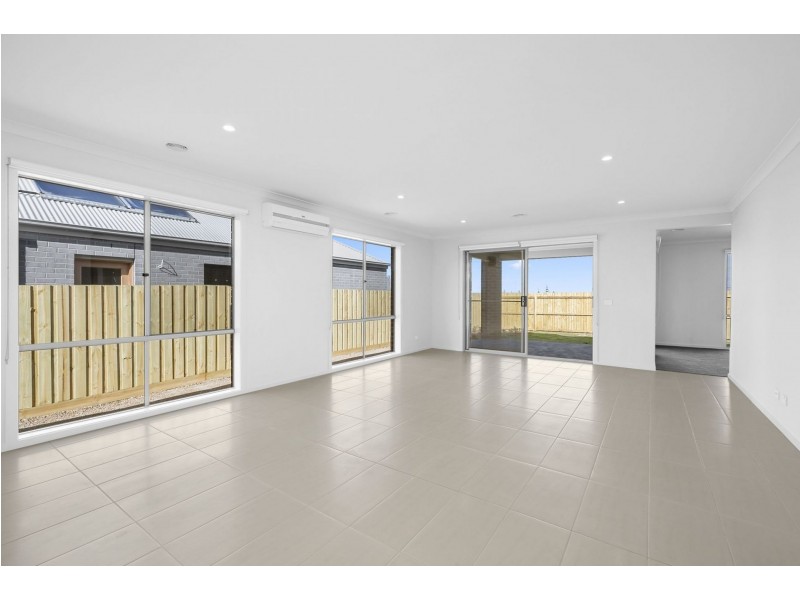 8 Birchgrove Street, Ocean Grove VIC 3226