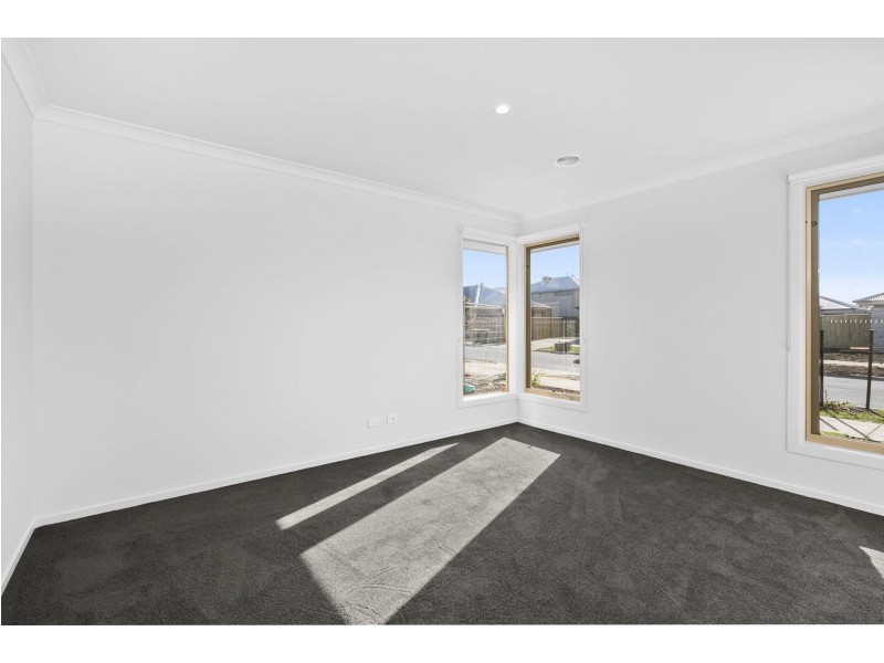 8 Birchgrove Street, Ocean Grove VIC 3226