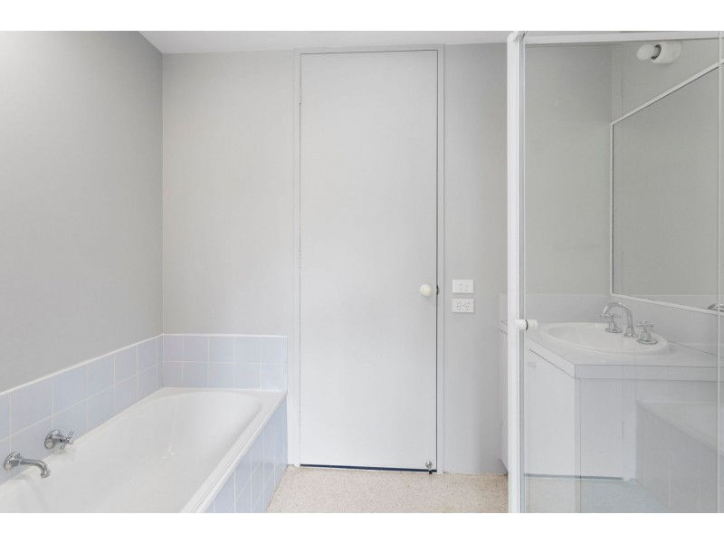 136 Wallington Road, Ocean Grove VIC 3226