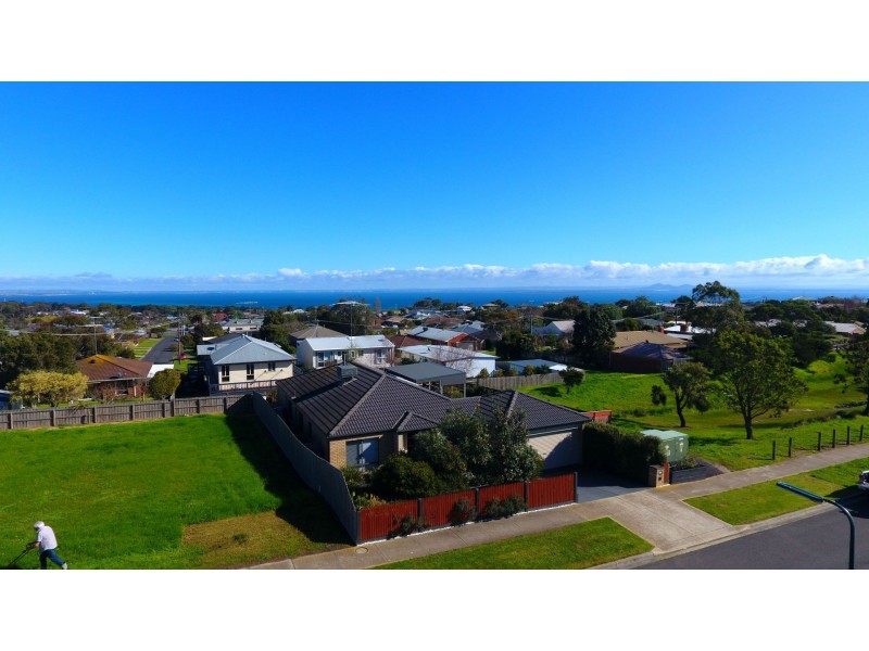 28 Narawi Avenue, Clifton Springs VIC 3222