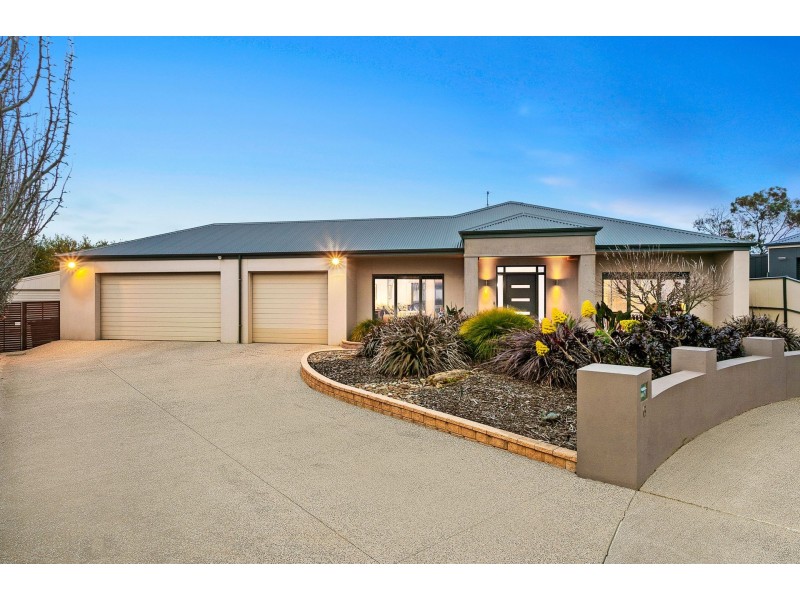 6 Waugh Court, Leopold VIC 3224