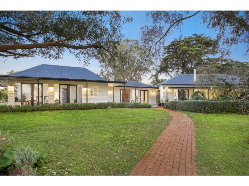 570 Bluestone School Road, Barwon Heads VIC 3227