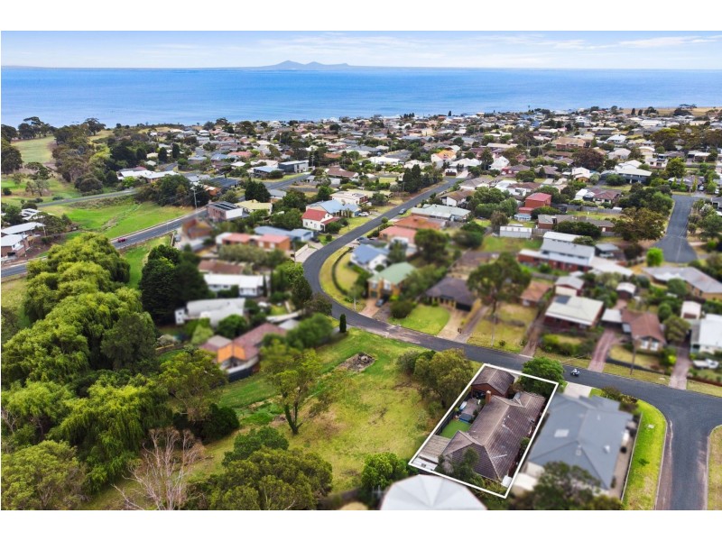 26 Gumbowie Avenue, Clifton Springs VIC 3222