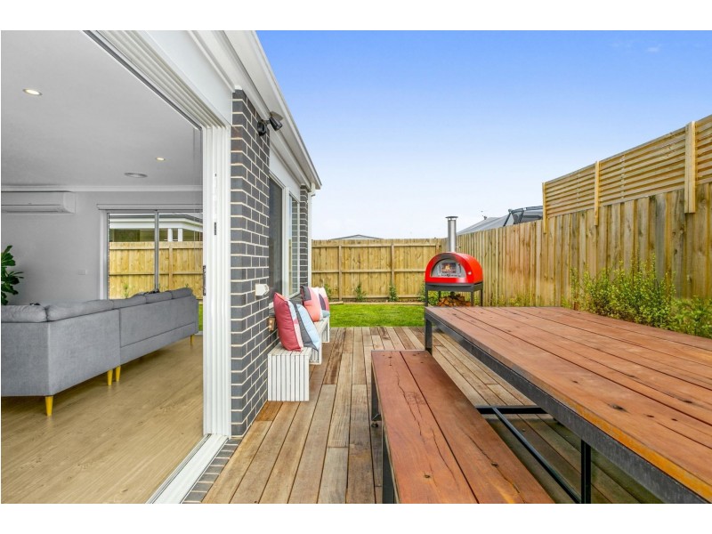 6 Tomatin Street, Ocean Grove VIC 3226