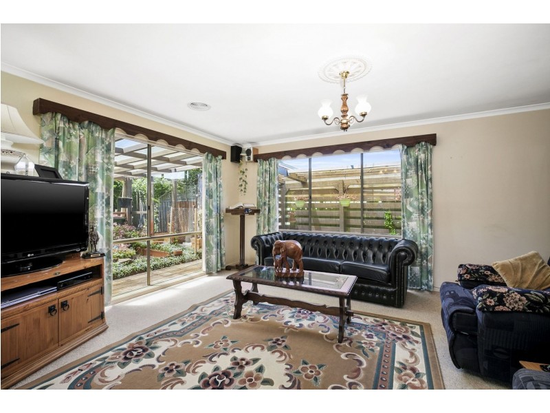 6 Arlington Crescent, Ocean Grove VIC 3226