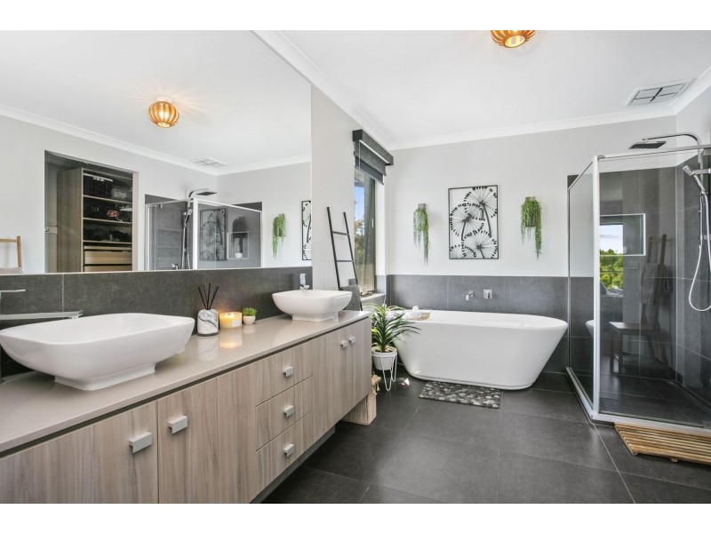 61 Country Club Drive, Clifton Springs VIC 3222