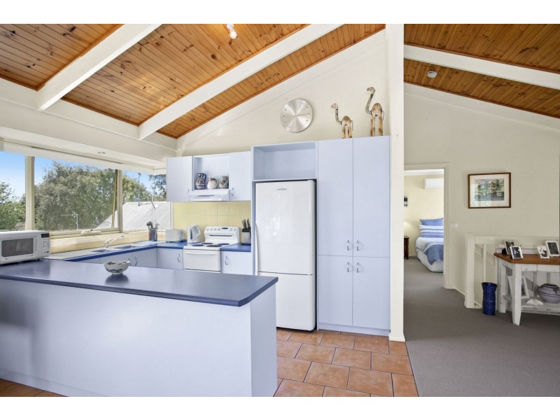 3/102 Carr Street, Barwon Heads VIC 3227