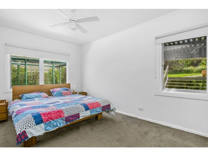2 Sunset Strip, Ocean Grove VIC 3226