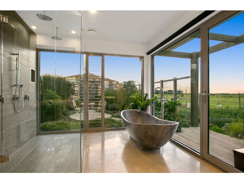 15A Heath Close, Ocean Grove VIC 3226