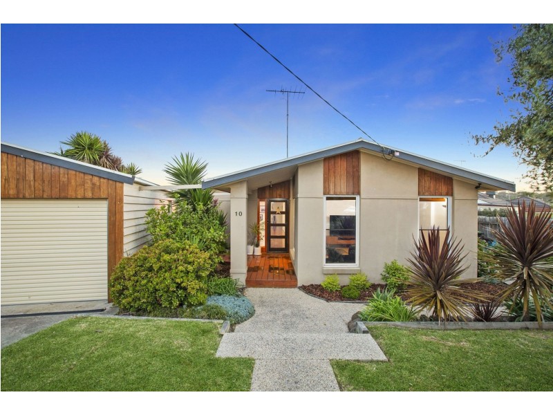 10 Derek Court, Ocean Grove VIC 3226