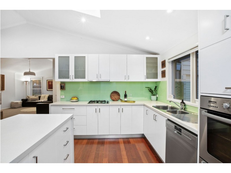 10 Derek Court, Ocean Grove VIC 3226