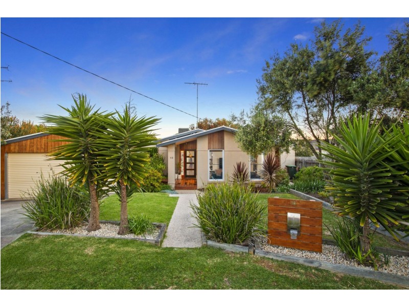 10 Derek Court, Ocean Grove VIC 3226