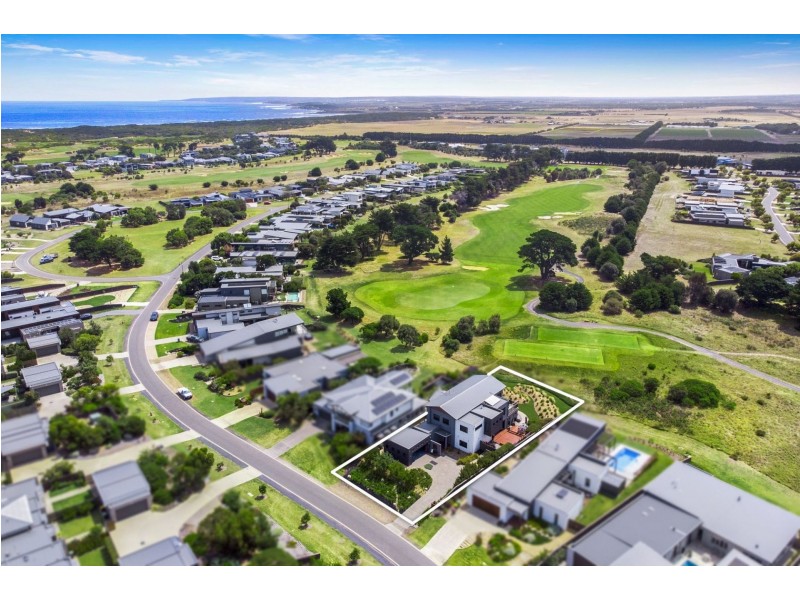 12 Plantation Drive, Connewarre VIC 3227