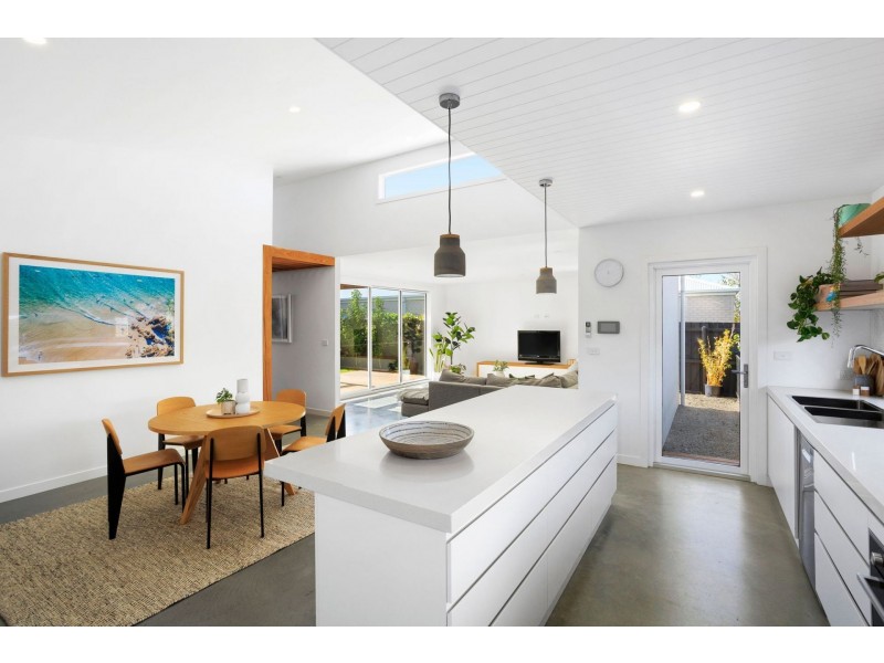 10 Bronzewing Street, Ocean Grove VIC 3226