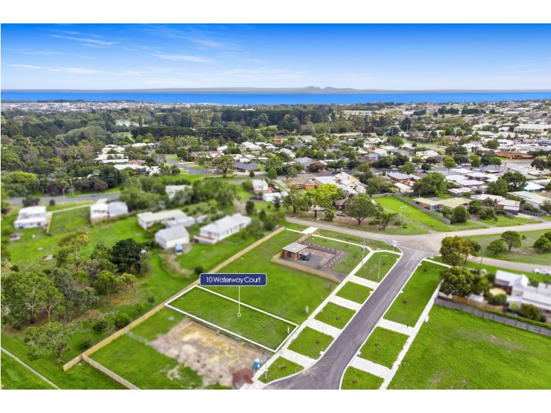 10 Waterway Court, Drysdale VIC 3222