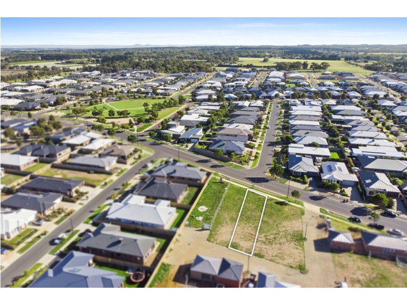 6 Greyhound Alley, Ocean Grove VIC 3226