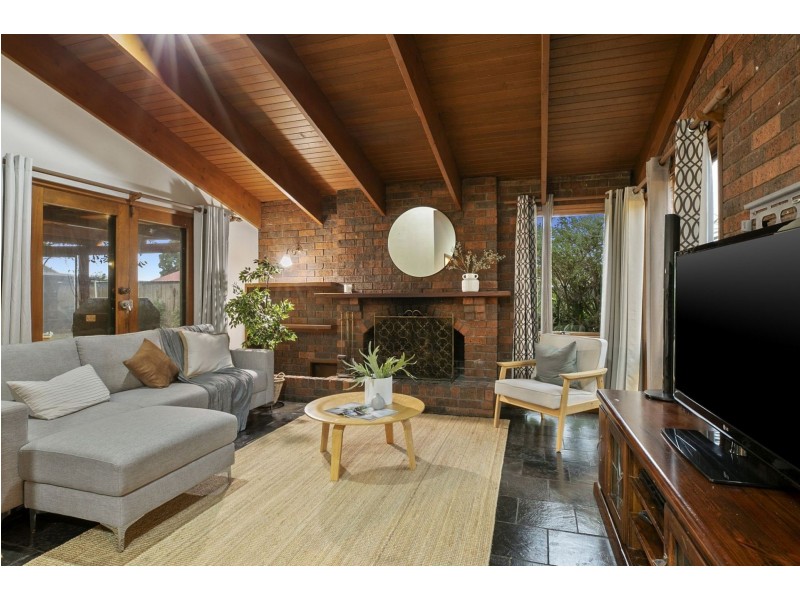 4 Mitchell Drive, Leopold VIC 3224