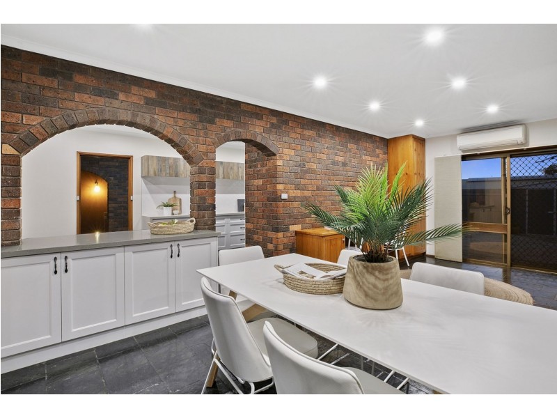 4 Mitchell Drive, Leopold VIC 3224