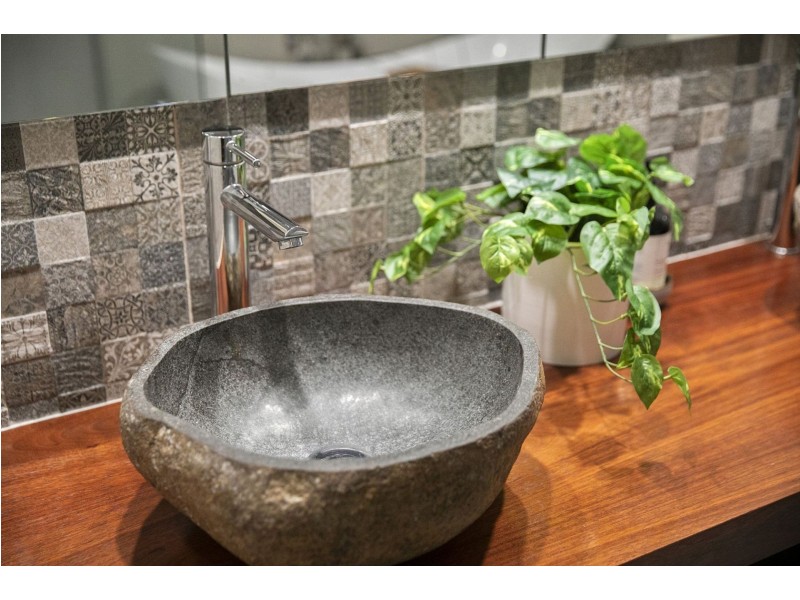 4 Mitchell Drive, Leopold VIC 3224